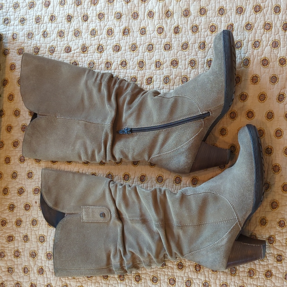 Paul Green Julie Taupe Suede Slouchy Boots 4.5/7